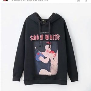 Snow White hoodie -